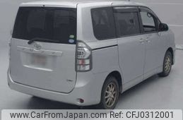 toyota voxy 2013 TE2425