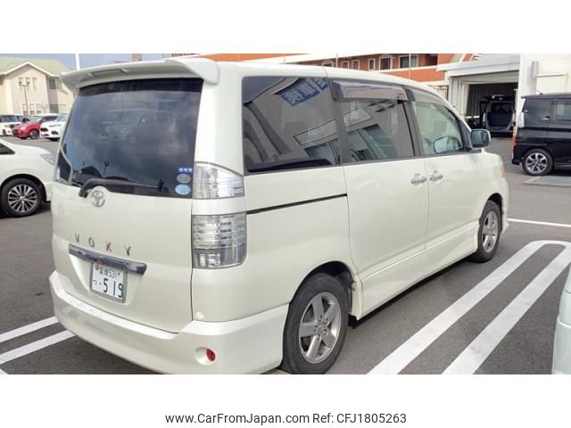 toyota voxy 2006 CFJ1805263 image 2