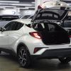 toyota c-hr 2020 -TOYOTA--C-HR 6AA-ZYX11--ZYX11-2018552---TOYOTA--C-HR 6AA-ZYX11--ZYX11-2018552- image 15