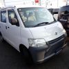 toyota liteace-van 2013 GOO_JP_700116120430250620002 image 2