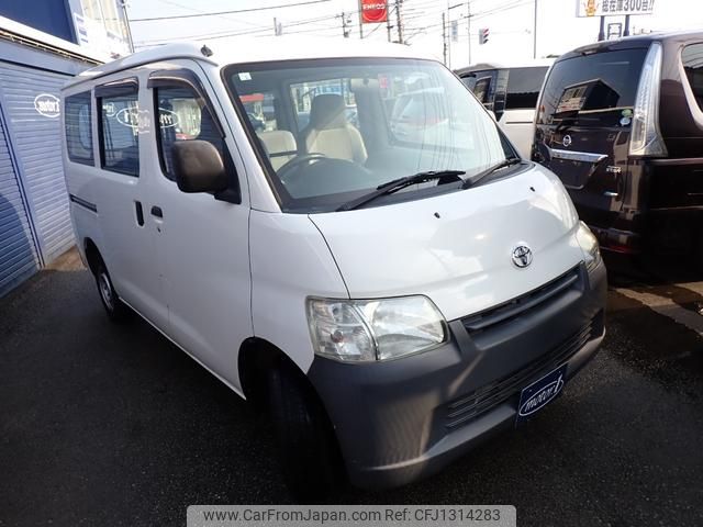 toyota liteace-van 2013 GOO_JP_700116120430250620002 image 2