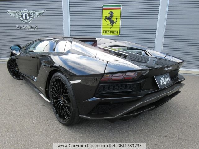 lamborghini lamborghini-aventador 2018 CFJ1739238 image 2