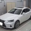 lexus is 2016 CFJ1751440 image 2
