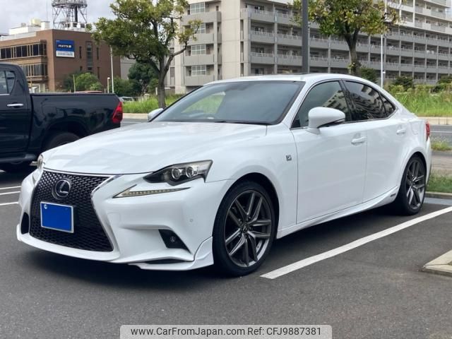 lexus is 2014 CFJ9887381 image 1