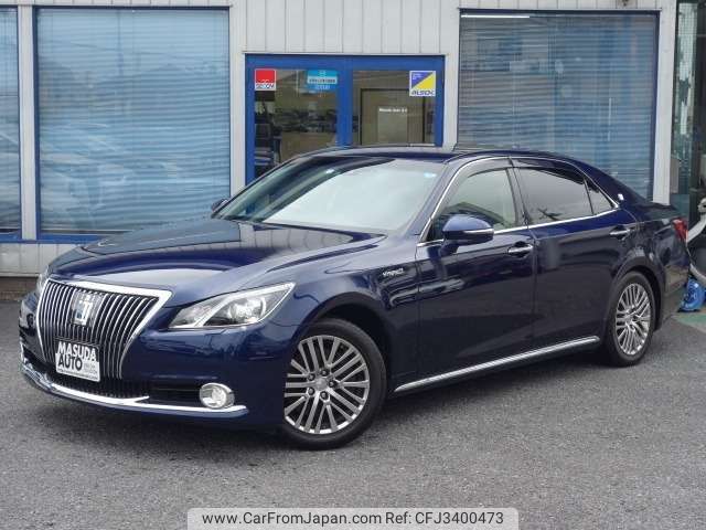 Toyota crown majesta 2018