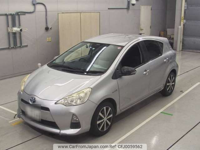 toyota aqua 2012 -TOYOTA 【尾張小牧 530ﾁ3348】--AQUA DAA-NHP10--NHP10-6038954---TOYOTA 【尾張小牧 530ﾁ3348】--AQUA DAA-NHP10--NHP10-6038954- image 1