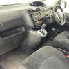 nissan serena 2016 CFJ1412071 image 11