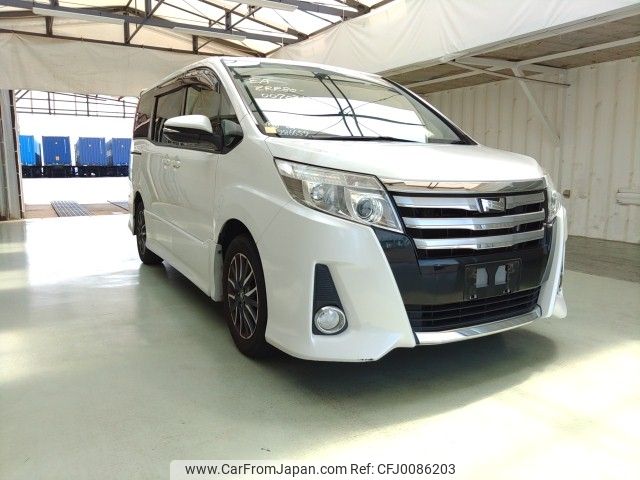 toyota noah 2014 ENHANCEAUTO_1_ea286657 image 1