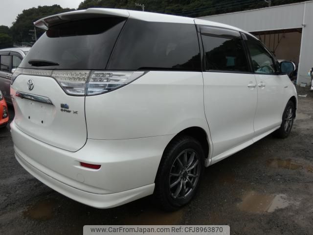 Toyota Estima Hybrid X Specs, Dimensions and Photos | CAR