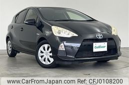 toyota aqua 2012 -TOYOTA--AQUA DAA-NHP10--NHP10-6070747---TOYOTA--AQUA DAA-NHP10--NHP10-6070747-