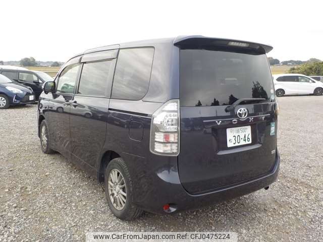 toyota voxy 2012 -TOYOTA 【野田 300】--Voxy DBA-ZRR70G--ZRR70-0482504---TOYOTA 【野田 300】--Voxy DBA-ZRR70G--ZRR70-0482504- image 2