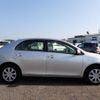 toyota corolla-axio 2011 REALMOTOR_N2023100447A-7 image 6