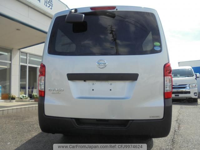 nissan nv350-caravan-van 2018 quick_quick_CBF-VR2E26_VR2E26-105281 image 2