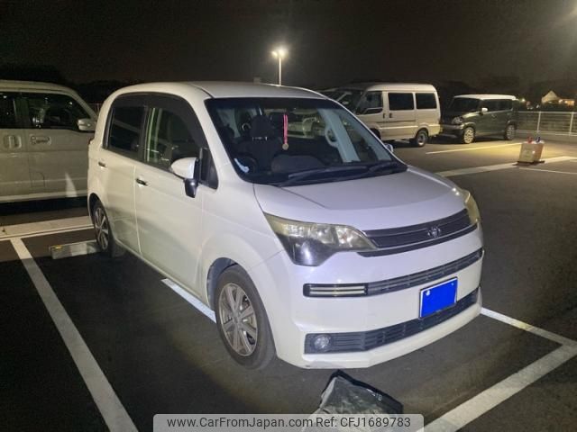 toyota spade 2012 CFJ1689783 image 2