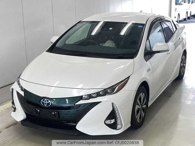 toyota prius-phv 2018 -TOYOTA--Prius PHV ZVW52-3074260---TOYOTA--Prius PHV ZVW52-3074260- image 1