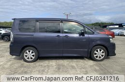 toyota voxy 2007 NIKYO_TR44269