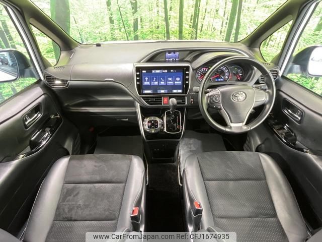 toyota voxy 2021 CFJ1674935 image 2