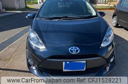toyota aqua 2017 CFJ1528221
