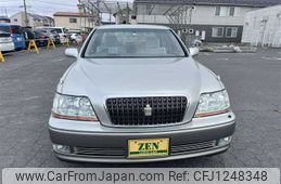 toyota crown-majesta 2003 769235-241210141833