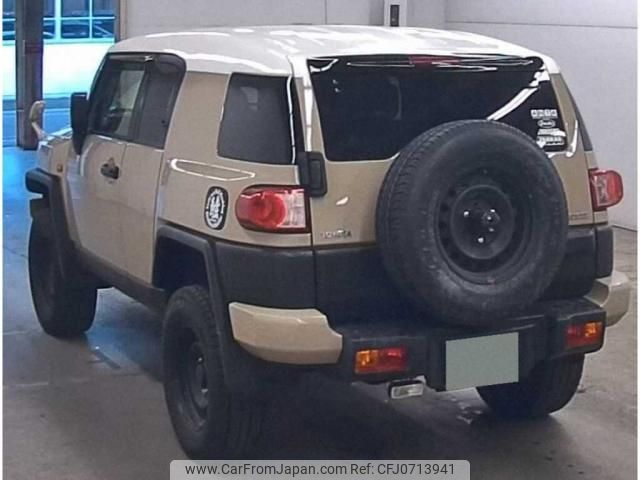 toyota fj-cruiser 2016 quick_quick_CBA-GSJ15W_0133471 image 2