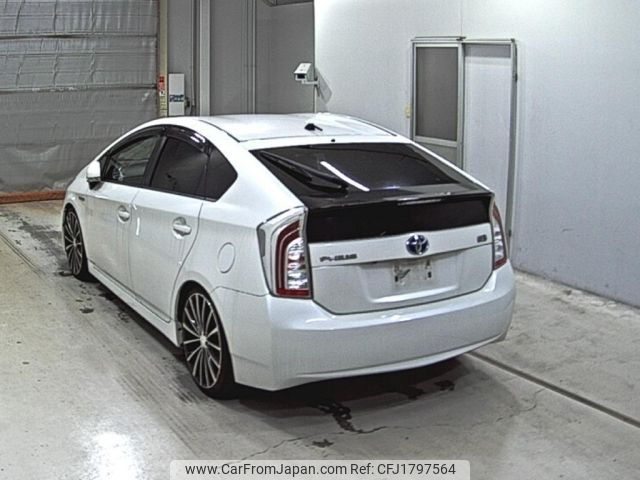 toyota prius 2014 CFJ1797564 image 2
