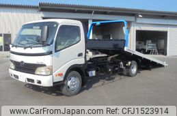 hino dutro 2010 CFJ1523914