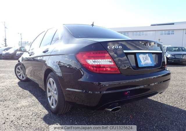 mercedes-benz c-class 2011 646828-N2025010277F-10 image 2