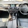 bmw 5-series 2012 -BMW--BMW 5 Series DBA-MT25--WBAMT52050C898240---BMW--BMW 5 Series DBA-MT25--WBAMT52050C898240- image 2