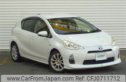 toyota aqua 2013 -TOYOTA--AQUA DAA-NHP10--NHP10-2207117---TOYOTA--AQUA DAA-NHP10--NHP10-2207117-