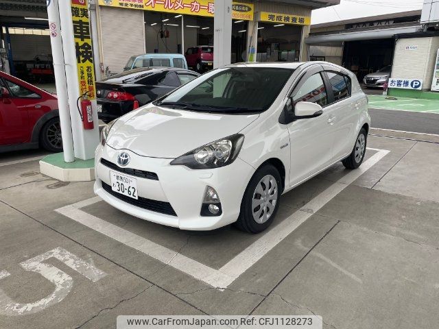 toyota aqua 2013 -TOYOTA 【群馬 501ﾜ3062】--AQUA NHP10--6157315---TOYOTA 【群馬 501ﾜ3062】--AQUA NHP10--6157315- image 1