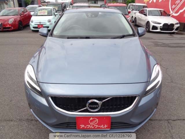 volvo v40 2018 -VOLVO 【三河 333ﾌ3588】--Volvo V40 LDA-MD4204T--YV1MVA8RDJ2508297---VOLVO 【三河 333ﾌ3588】--Volvo V40 LDA-MD4204T--YV1MVA8RDJ2508297- image 2