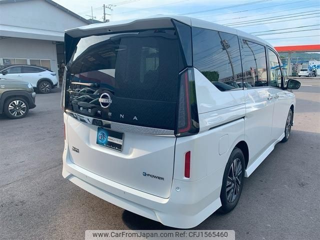 nissan serena 2023 CFJ1565460 image 2