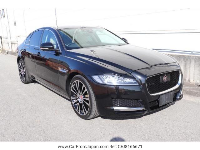 jaguar xf 2016 quick_quick_CBA-JB2GA_SAJBB4AG1GCY14982 image 1