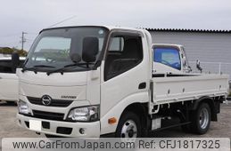 hino dutro 2017 CFJ1817325