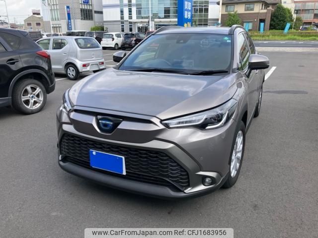 toyota corolla-cross 2022 CFJ1683956 image 1