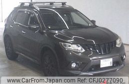 nissan x-trail 2015 -NISSAN 【千葉 377ﾀ8】--X-Trail NT32--529756---NISSAN 【千葉 377ﾀ8】--X-Trail NT32--529756-