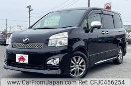 toyota voxy 2013 -TOYOTA--Voxy DBA-ZRR70W--ZRR70-0560725---TOYOTA--Voxy DBA-ZRR70W--ZRR70-0560725-