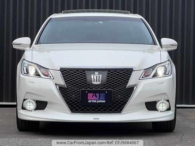 toyota crown 2013 GOO_JP_700030313530240411002 image 2