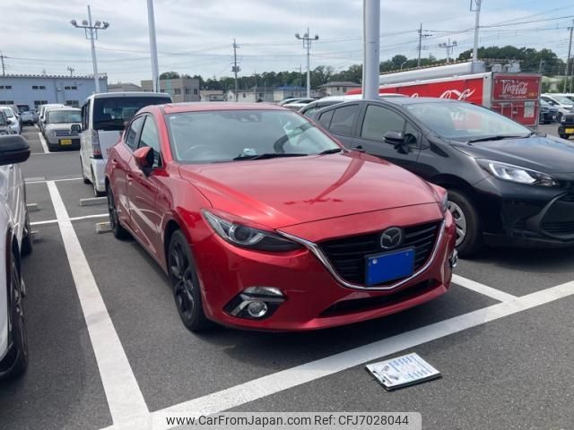 mazda axela 2015 CFJ7028044 image 2