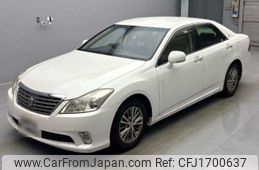 toyota crown 2010 CFJ1700637