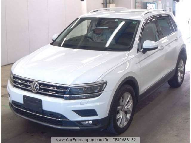 volkswagen tiguan 2020 -VOLKSWAGEN--VW Tiguan LDA-5NDFGF--WVGZZZ5NZKW918640---VOLKSWAGEN--VW Tiguan LDA-5NDFGF--WVGZZZ5NZKW918640- image 2