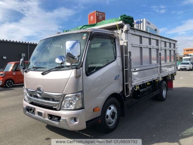 hino dutro 2020 -HINO--Hino Dutoro XZU710M-0028788---HINO--Hino Dutoro XZU710M-0028788- image 1