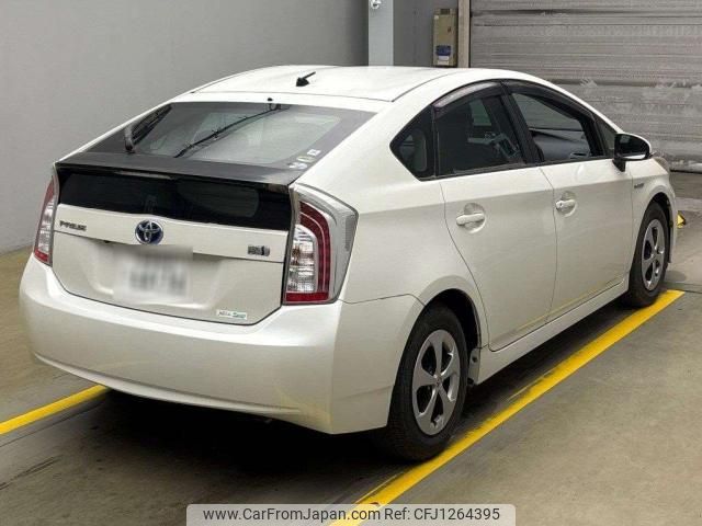 toyota prius 2013 quick_quick_DAA-ZVW30_ZVW30-1729950 image 2