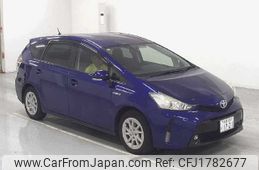 toyota prius-α 2015 CFJ1782677