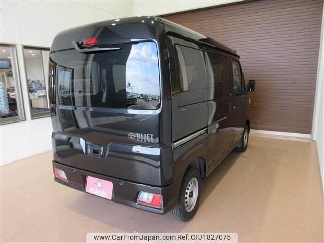 daihatsu hijet-cargo 2024 CFJ1827075 image 2