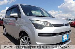 toyota spade 2013 CFJ1646463