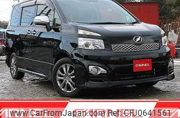 toyota voxy 2011 N12355