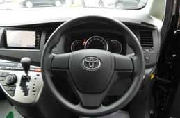 car_f3f83b4c-3d29-4d36-b60d-