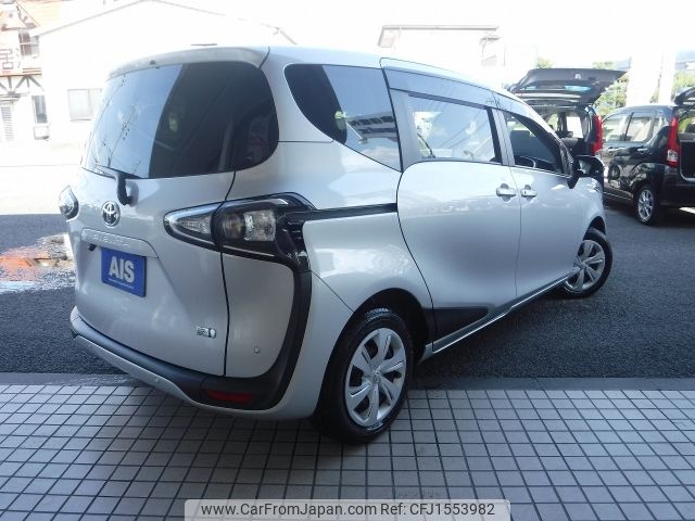 toyota sienta 2022 CFJ1553982 image 2