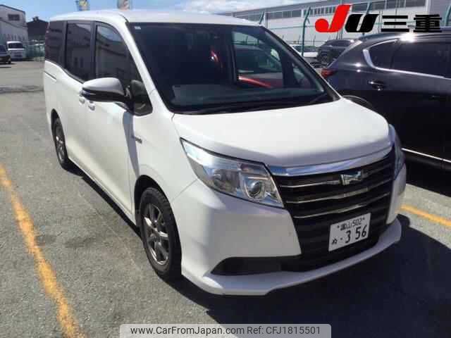 toyota noah 2015 CFJ1815501 image 1